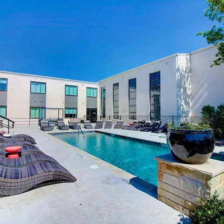 The Bishop Arts Hotel By Qresorts